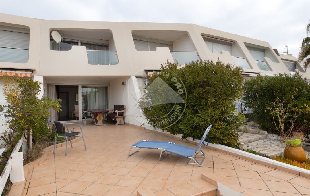 API AGENCE : Appartement | LE GRAU-DU-ROI (30240) | 50 m2 | 440 000 € 