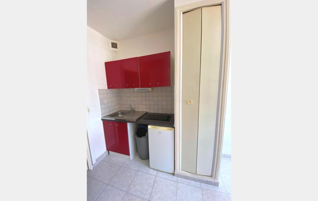 API AGENCE : Appartement | LE GRAU-DU-ROI (30240) | 27 m2 | 111 300 € 